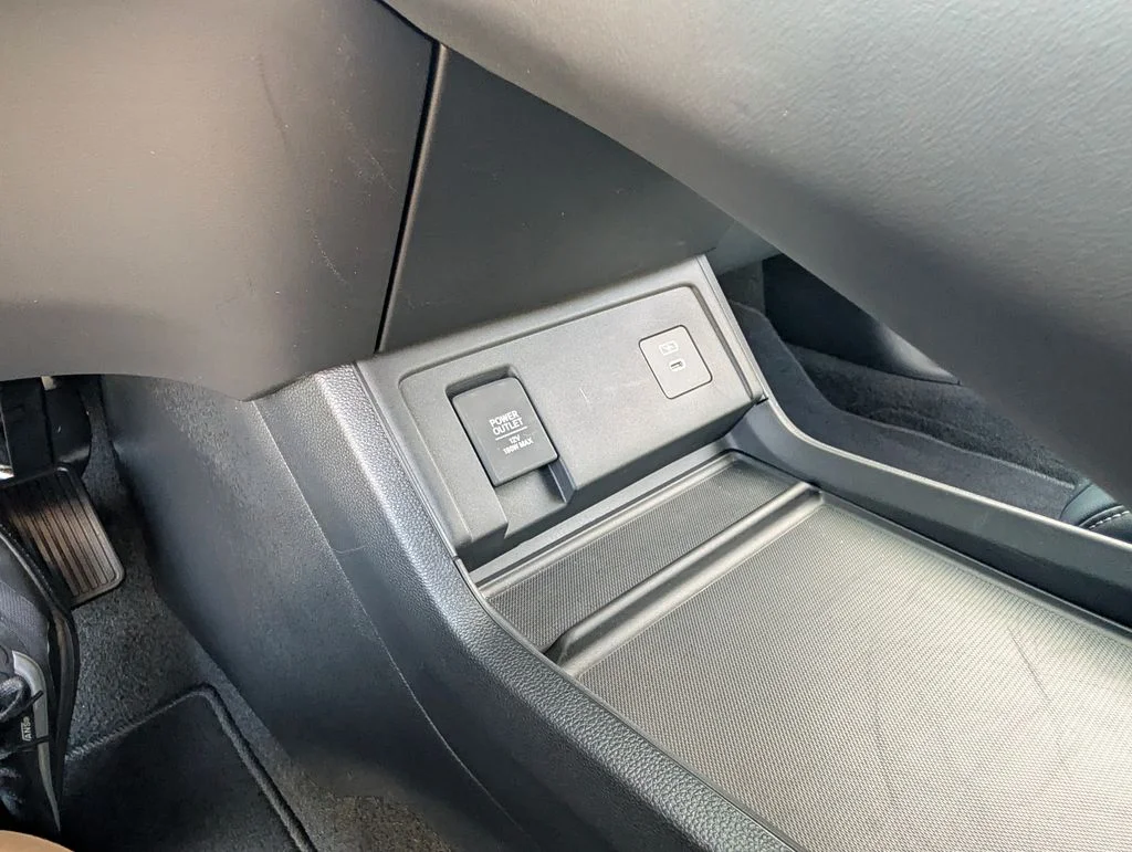 Used 2025  Acura Technology Package image 34