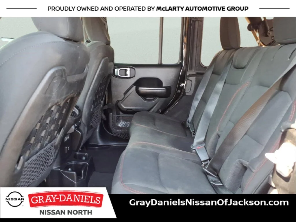 Used 2020 Black Jeep Unlimited Rubicon image 27
