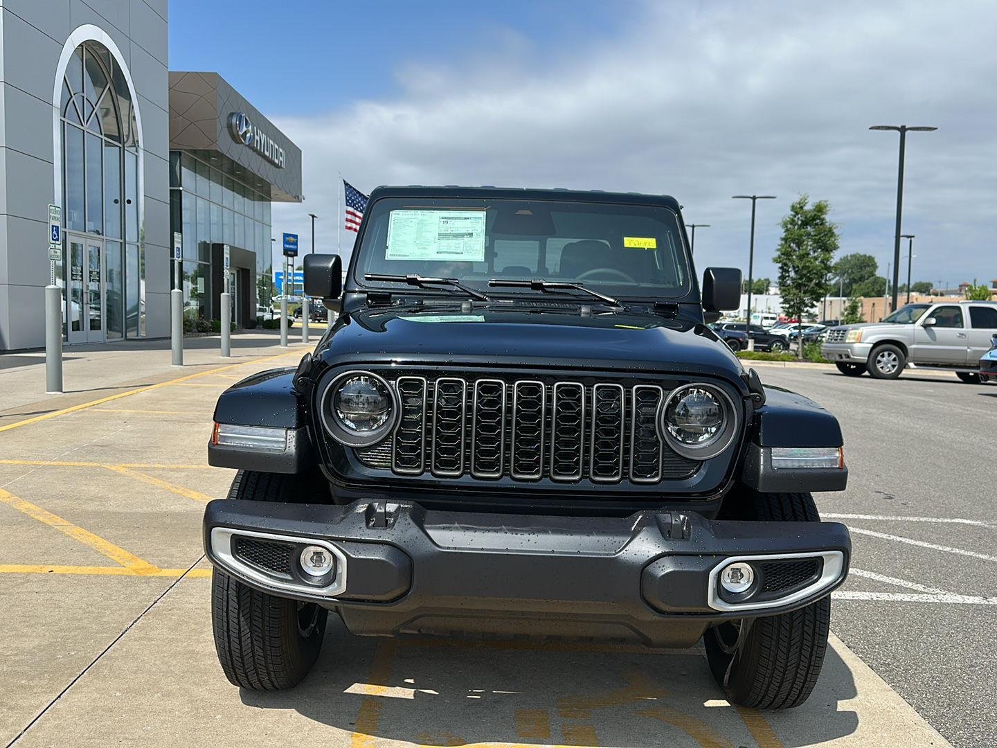 New 2026 Black Clear-Coat Exterior Paint Jeep Sport S image 7