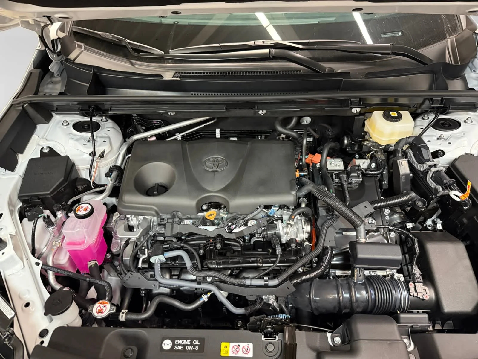 New 2026 Ice Cap Toyota XLE Premium image 24
