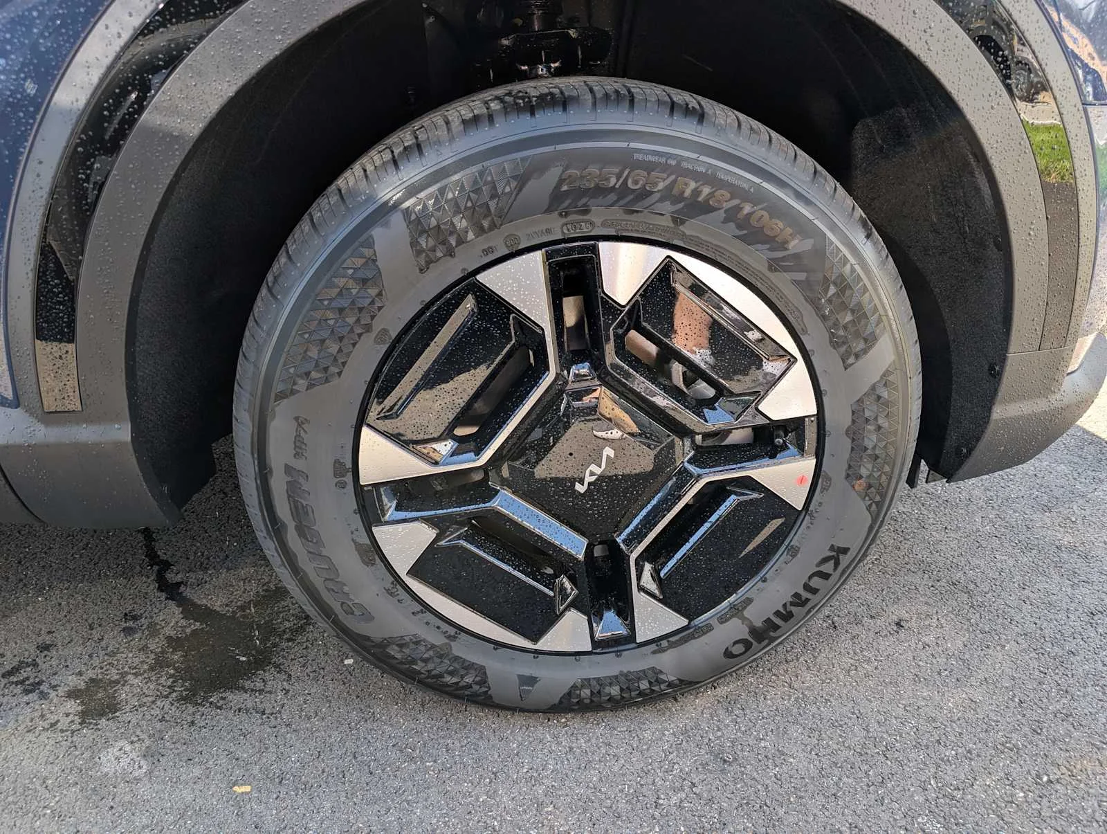 New 2027 Midnight Lake Blue Kia EX image 3
