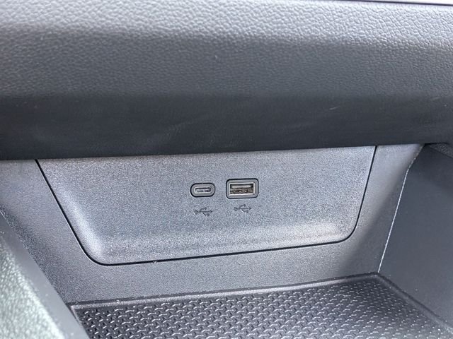Used 2026 Green Chevrolet ACTIV image 32