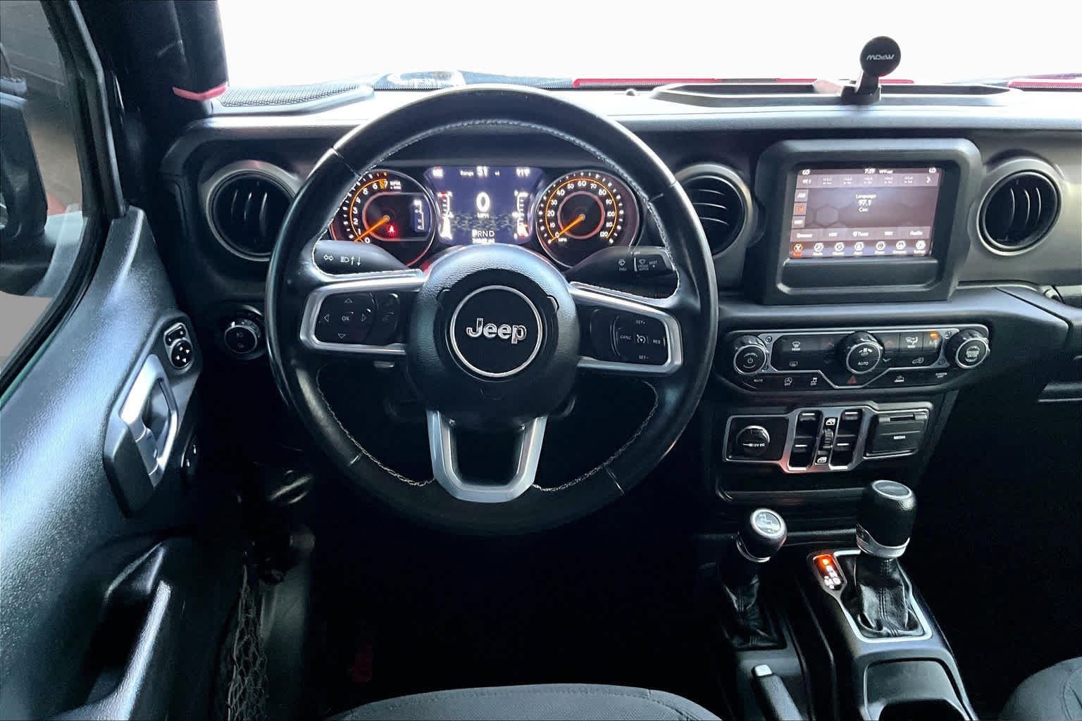 Used 2020 Black Clearcoat Jeep Sport S image 6