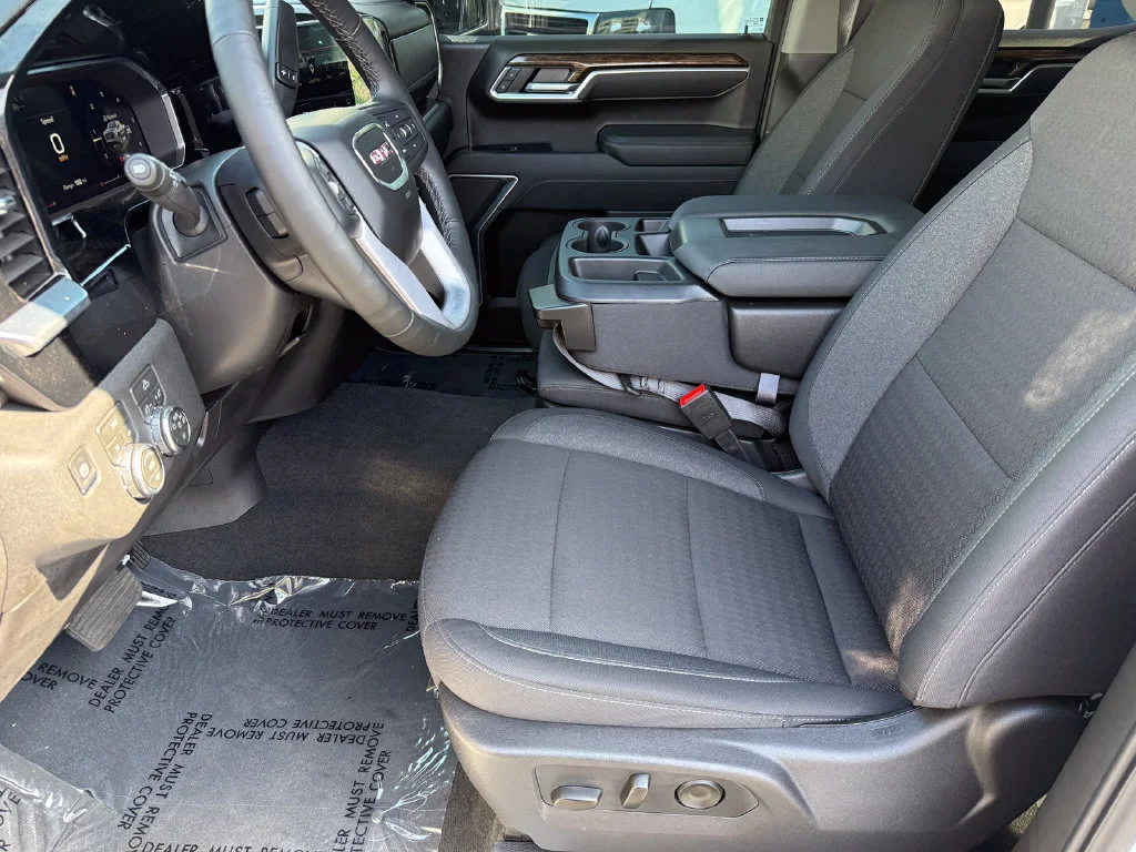 Used 2026 Summit White GMC Elevation image 24