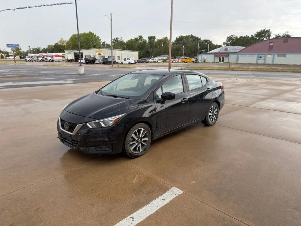 Used 2021 Black Nissan 1.6 SV image 8