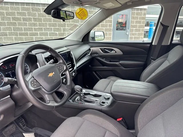 Used 2021 Silver Ice Metallic Chevrolet LT image 16