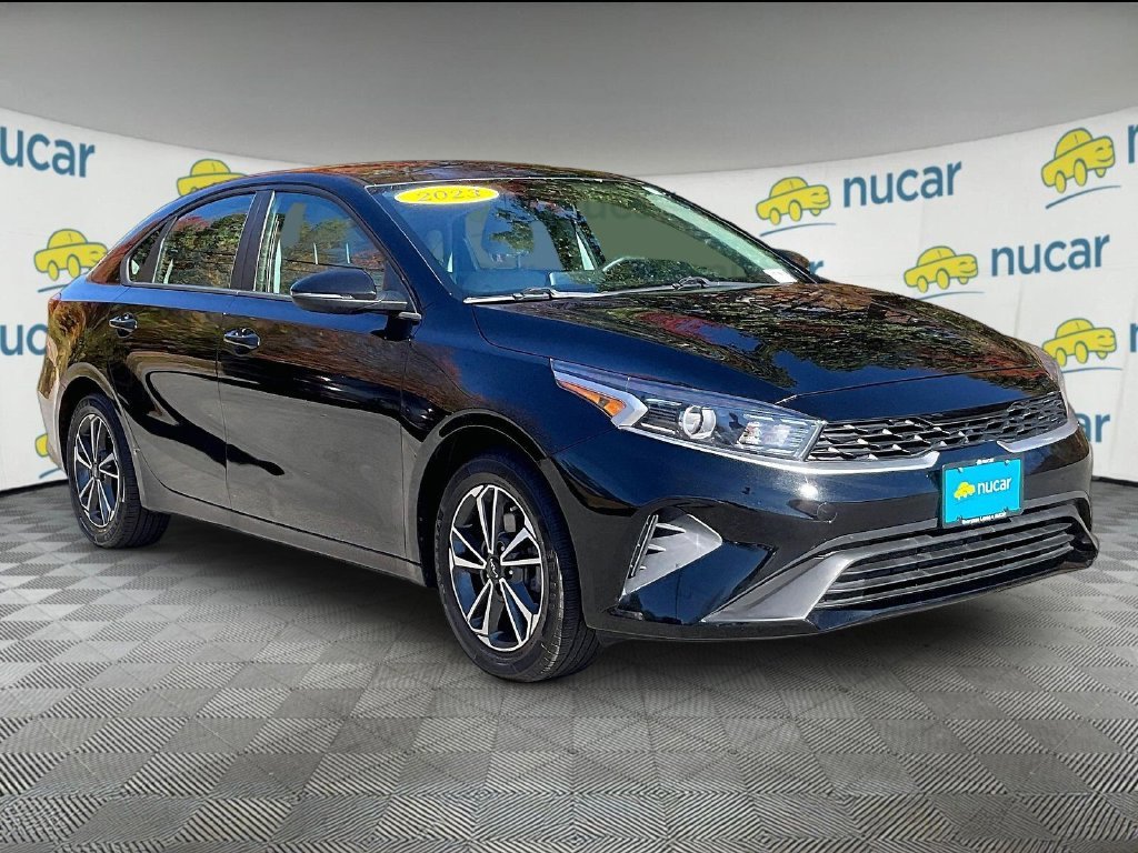 Used 2023 Black Kia LXS image 1