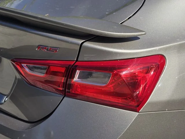 Used 2022 Gray Chevrolet RS image 9
