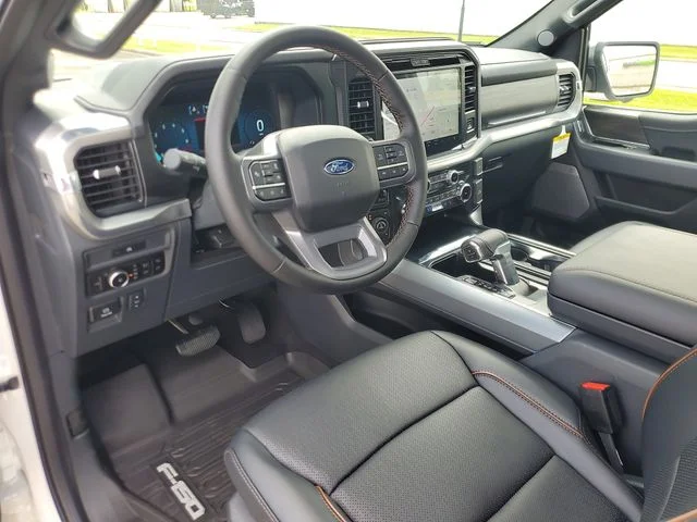 2025 Ford F-150 Lariat - Photo 19