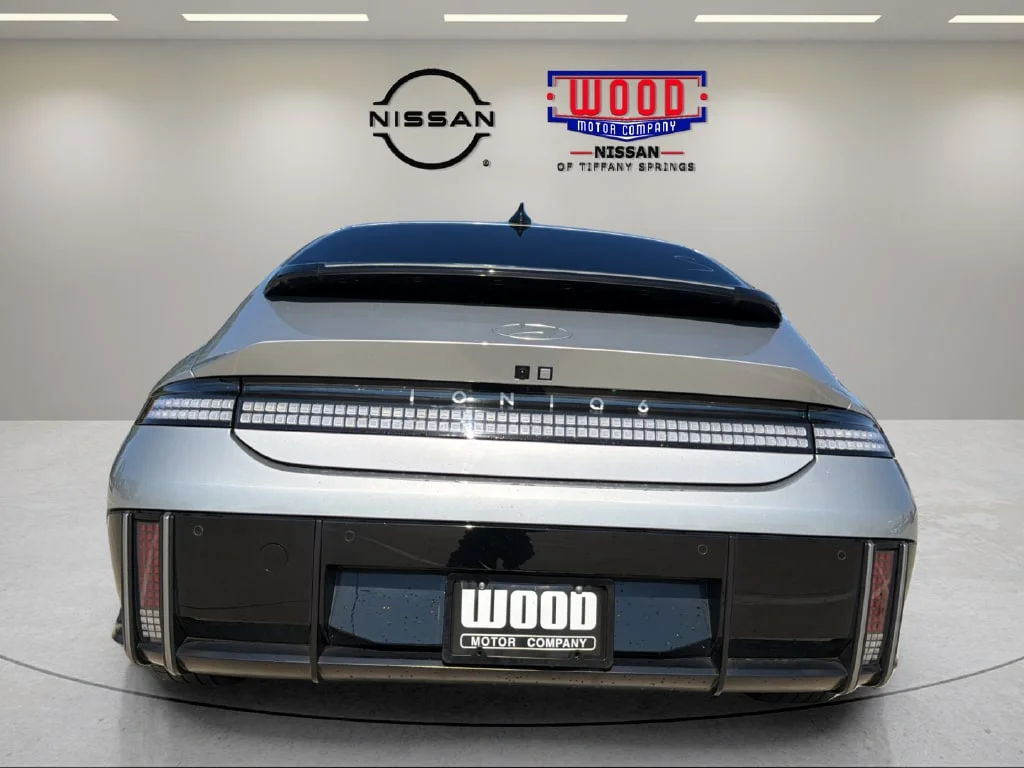 Used 2023 Curated Silver Hyundai SEL image 3