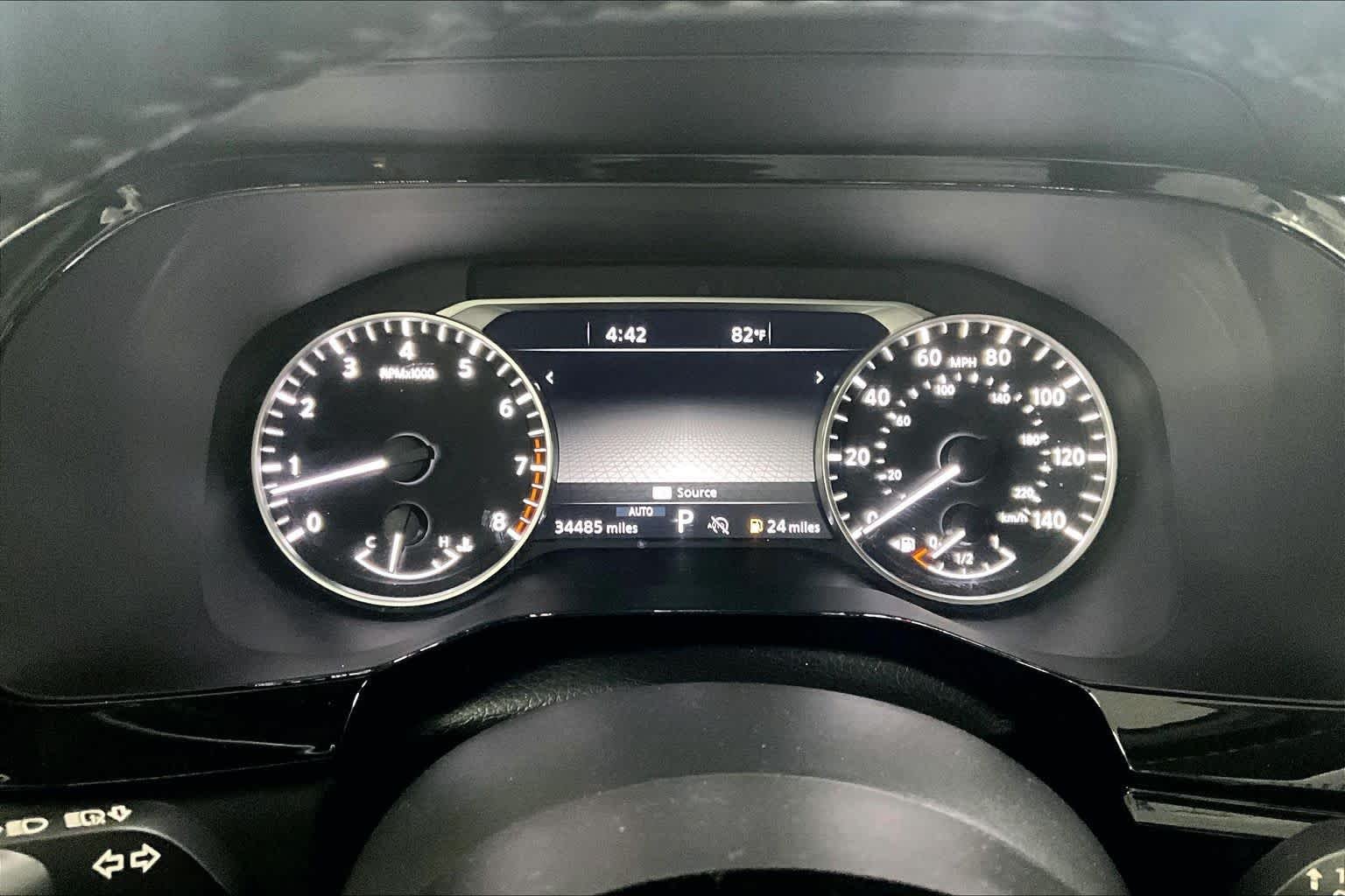 Used 2025 Deep Ocean Blue Pearl Nissan SL image 25