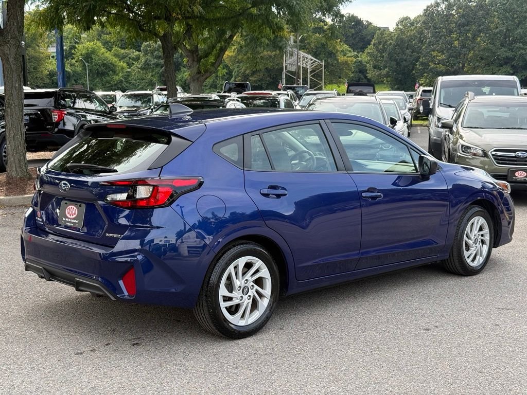 Used 2024 Blue Subaru Base image 10