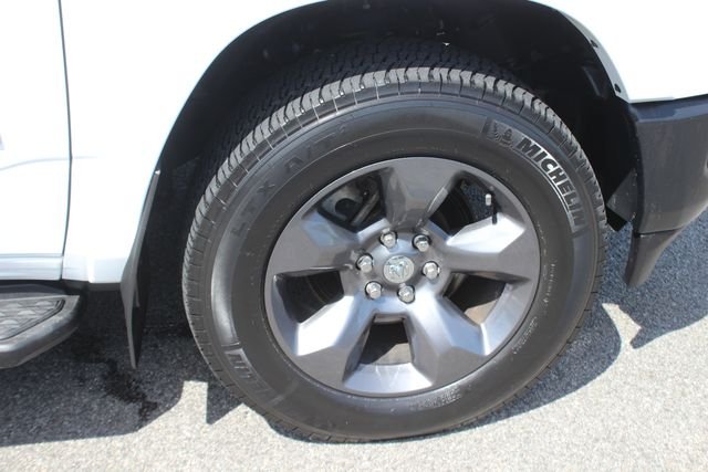Used 2021 White Ram Big Horn/Lone Star image 36
