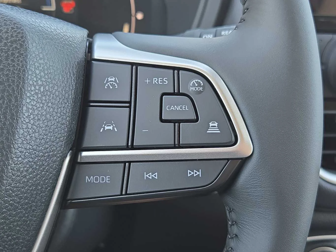 New 2026 Blueprint Toyota Hybrid XLE image 22