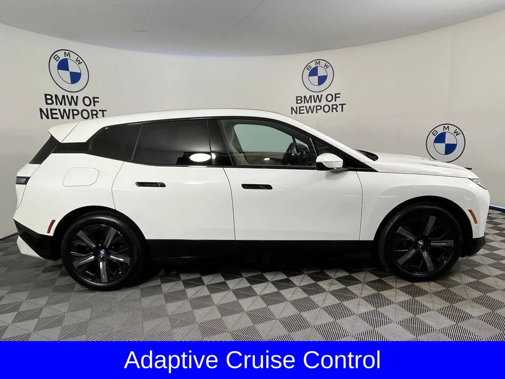 Certified Used 2024 White BMW xDrive50 image 10