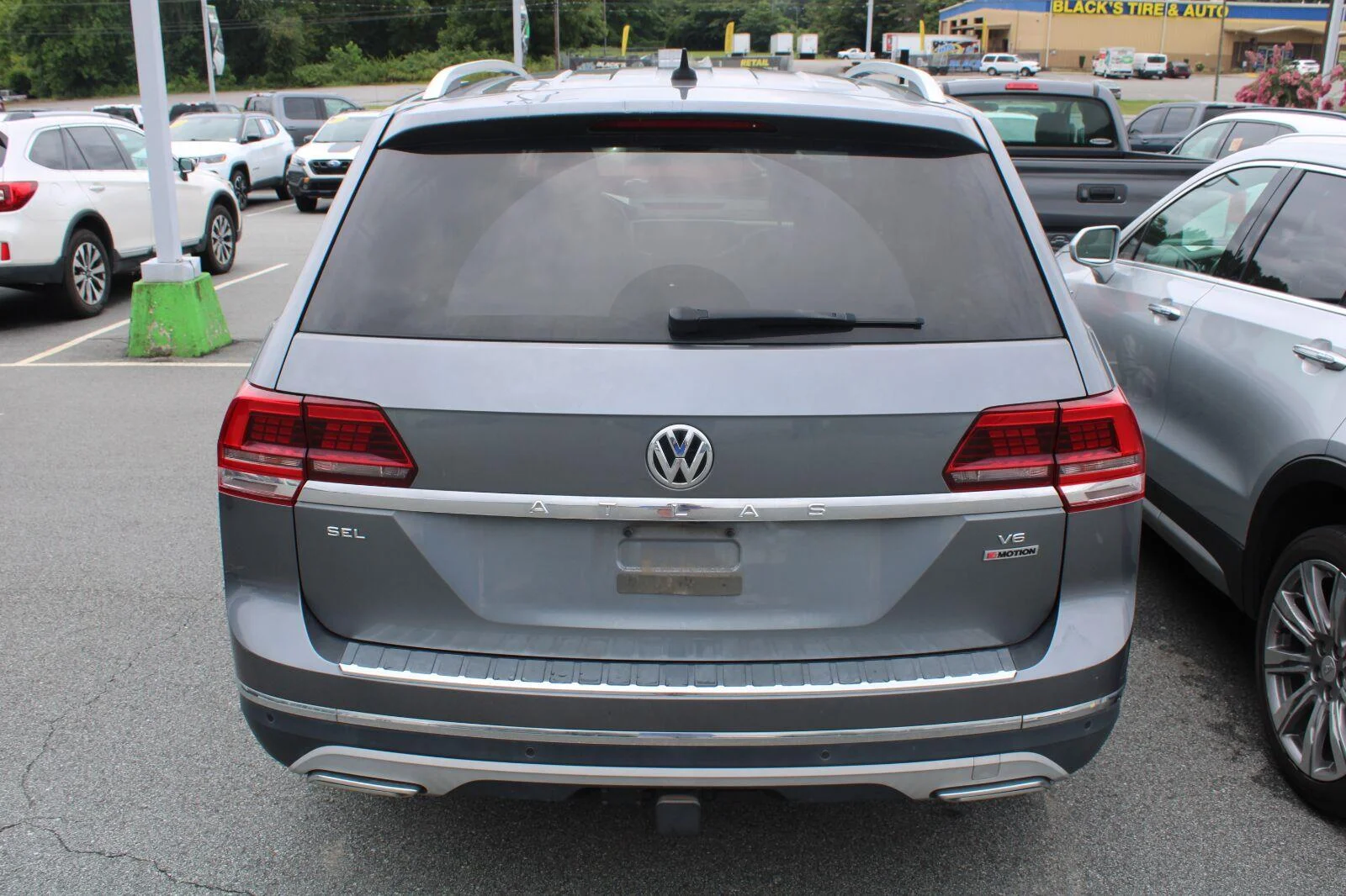Used 2019 Platinum Gray Metallic Volkswagen 3.6L V6 SEL image 3