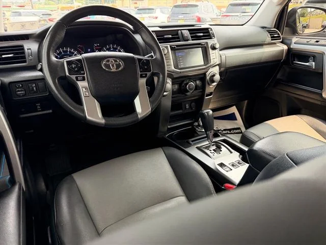 Used 2019 Blue Toyota SR5 Premium image 9