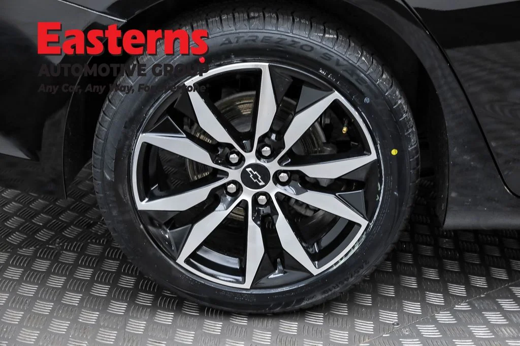 Used 2022 Black Chevrolet RS image 29