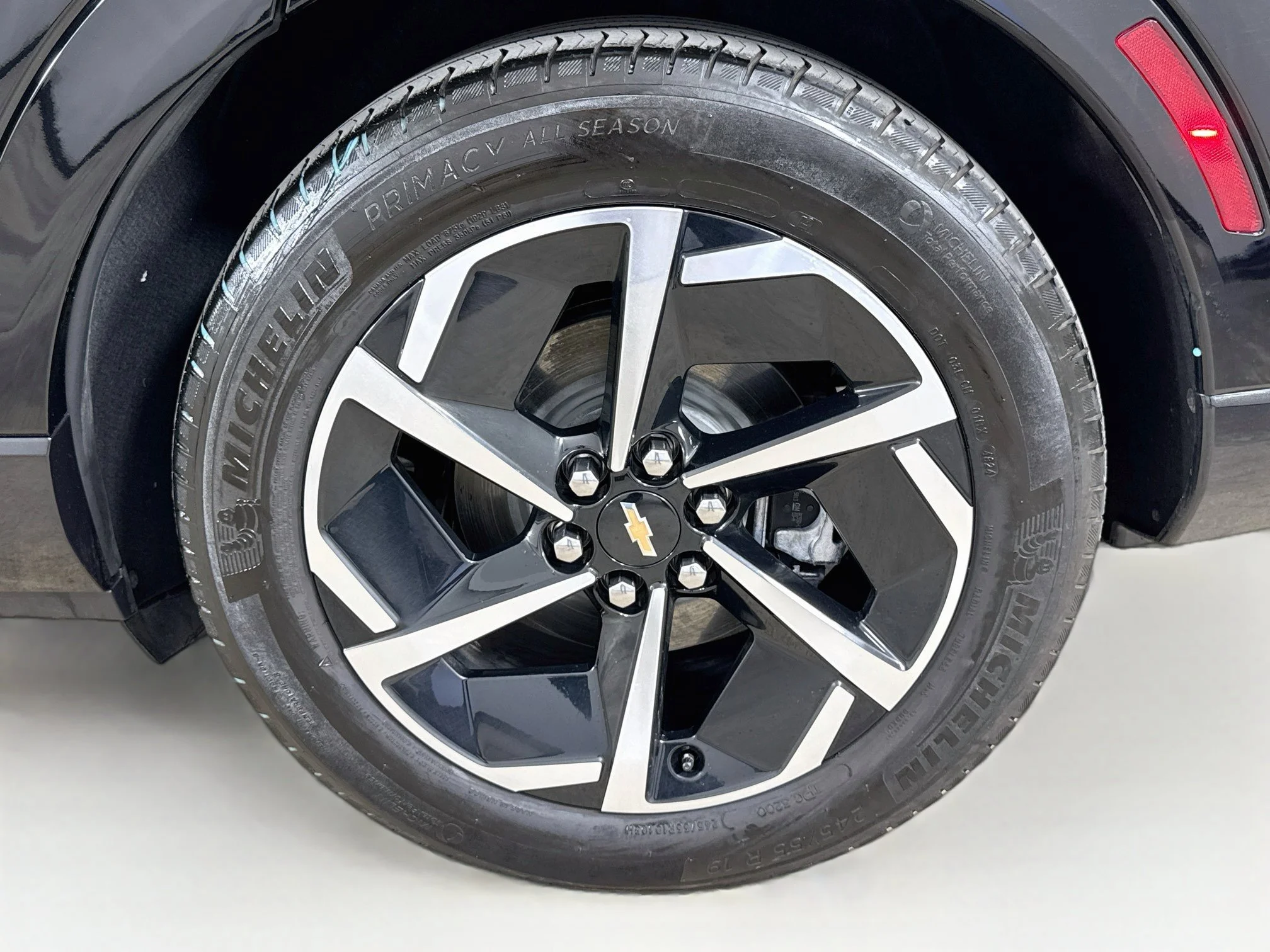 Used 2025 Black Chevrolet LT image 33