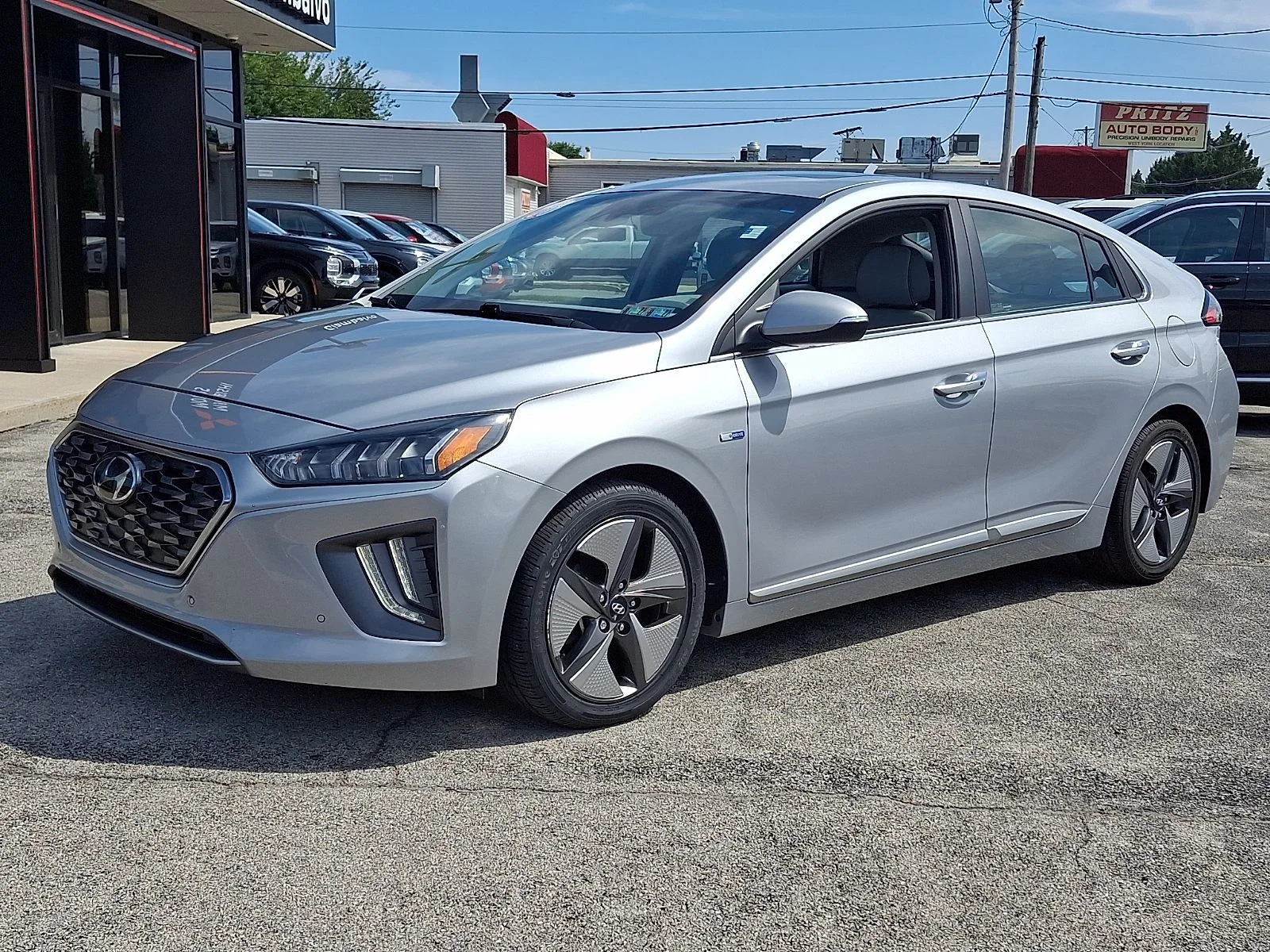 Used 2020 Silver Hyundai Limited image 6