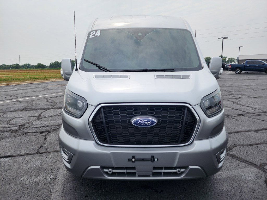 Used 2024 Ingot Silver Metallic Ford Base image 2