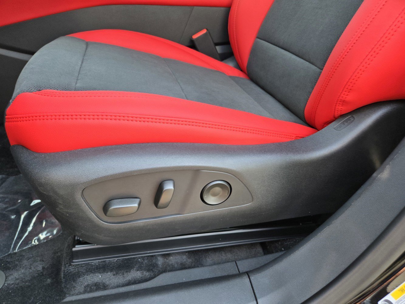 2025 Chevrolet Blazer EV RS - Photo 16