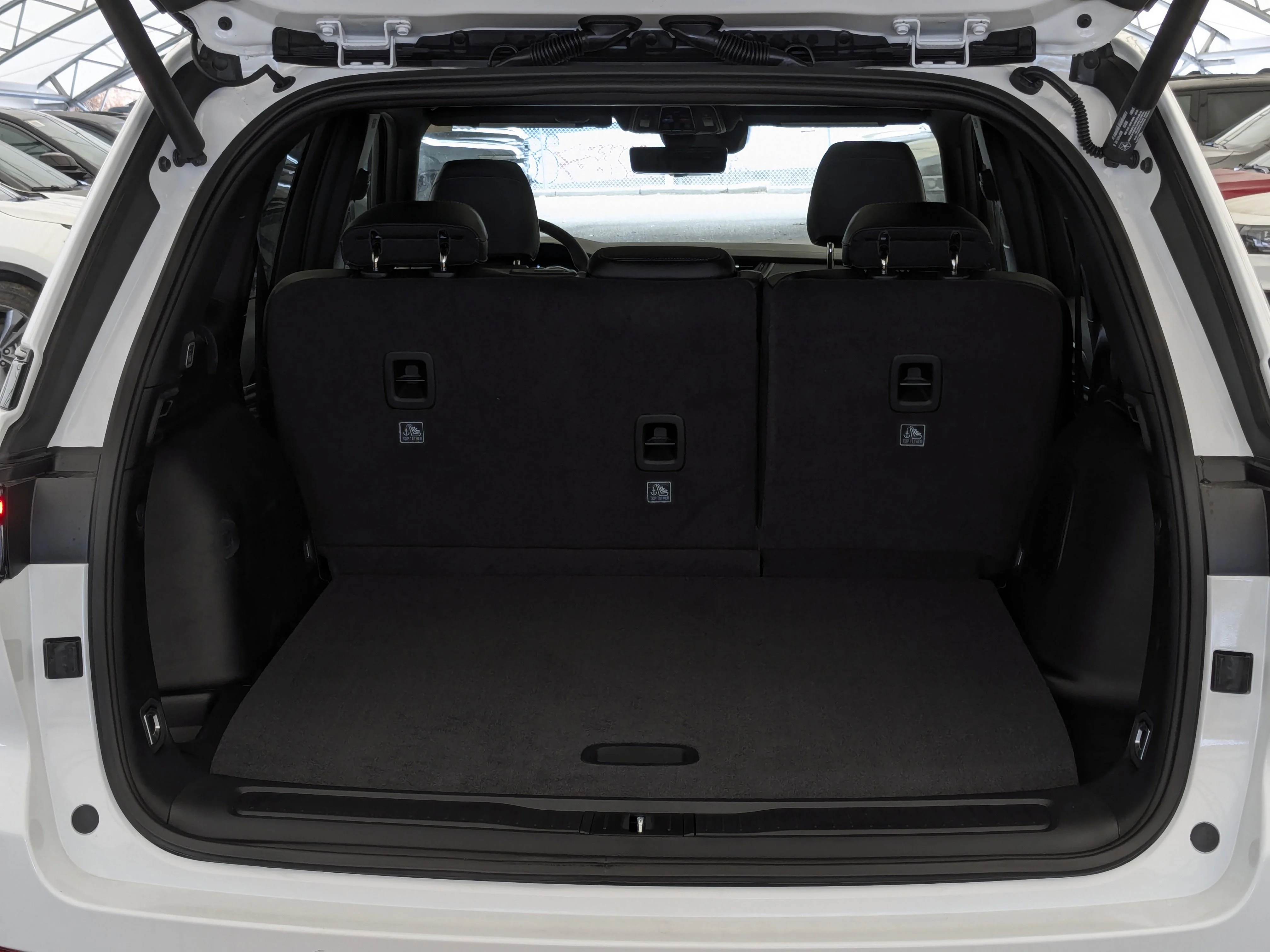 New 2026 White Jeep Limited Reserve - - Panoramic Sunroof - Nappa Leather - Ventilated Seats - Trailer Tow Pack & More! image 29