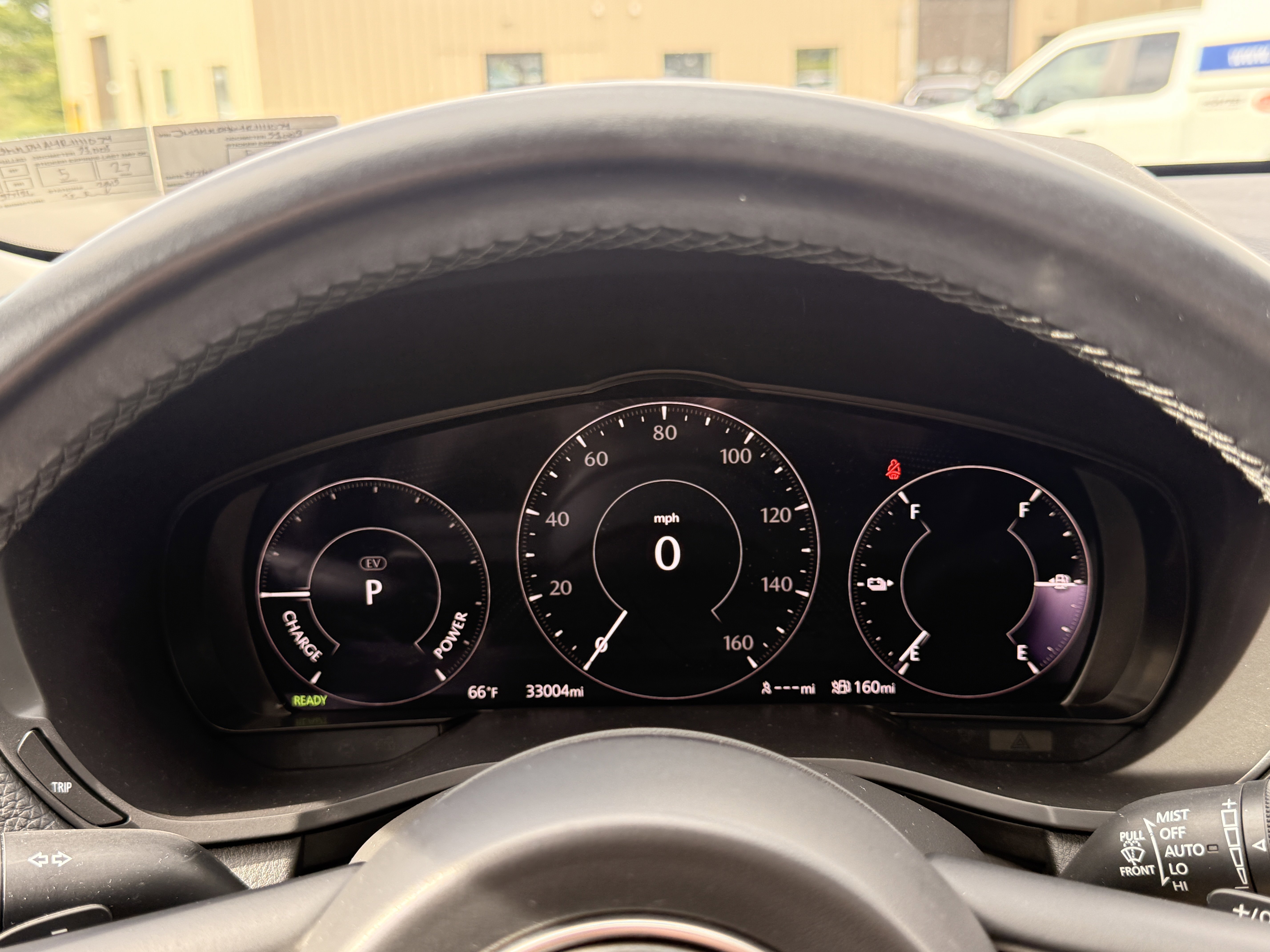 Used 2024 Rhodium White Premium Mazda Premium image 32