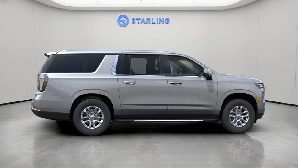 2026 Chevrolet Suburban LT - Photo 6