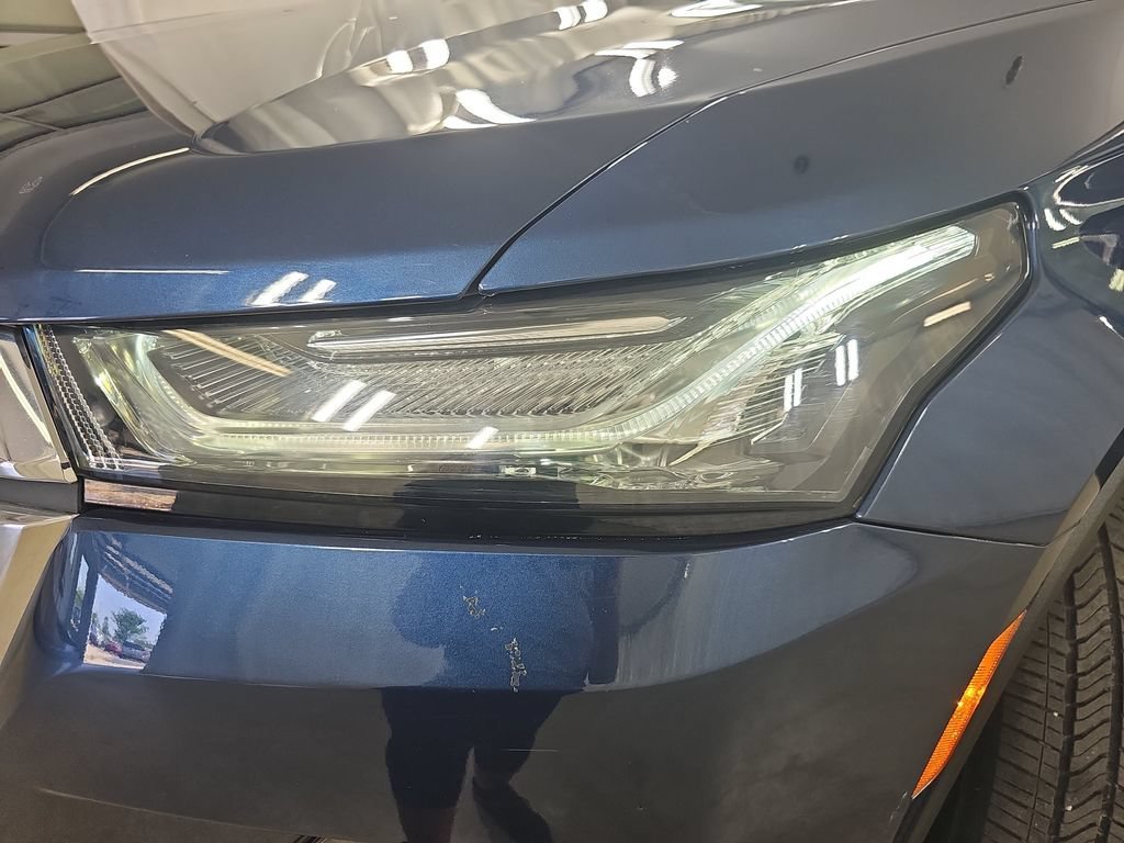 Used 2023 Northsky Blue Metallic Chevrolet LT Cloth image 37