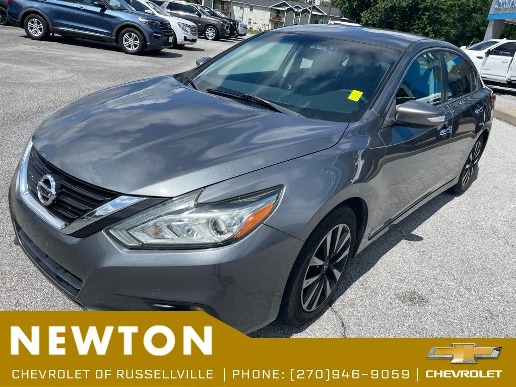 Used 2018 Gun Metallic Nissan 2.5 SL image 3