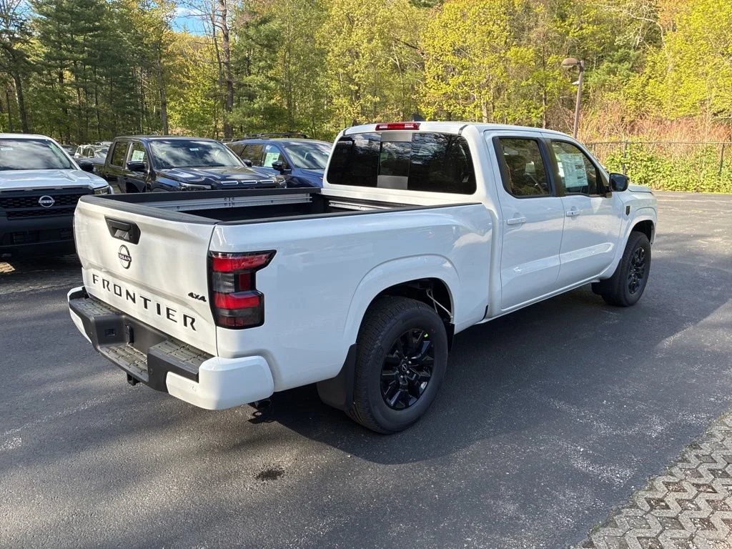 New 2026 Glacier White Nissan Crew Cab SV Long Bed image 7