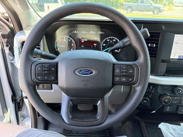 New 2026 Oxford White Ford F-450® XL image 52