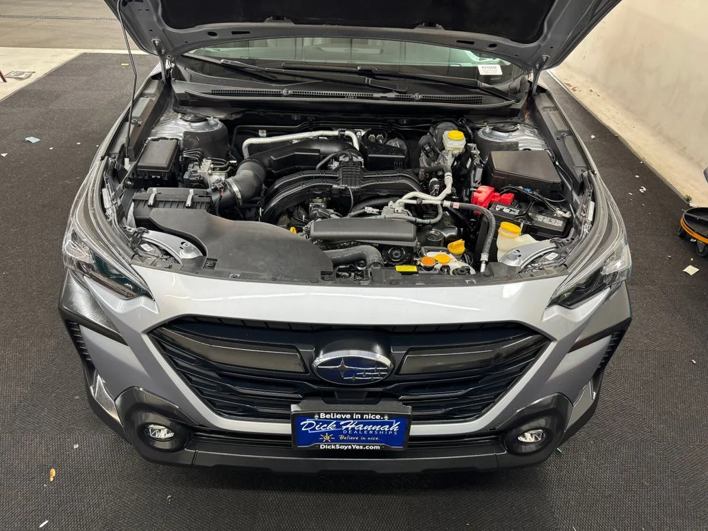 Used 2025 Silver Subaru Onyx Edition image 10