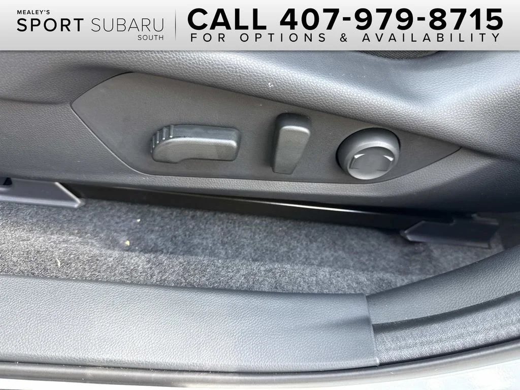 New 2026 CRYSTAL WHITE PEARL Subaru Limited image 26
