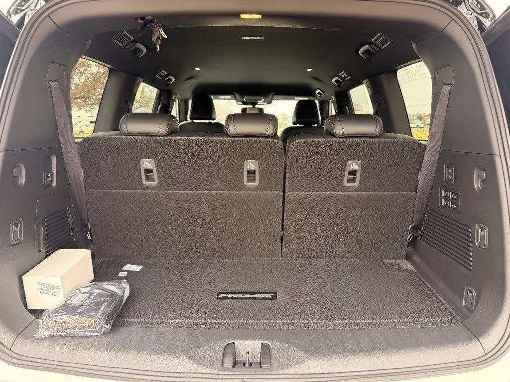 2026 Nissan Armada PRO-4X - Photo 32