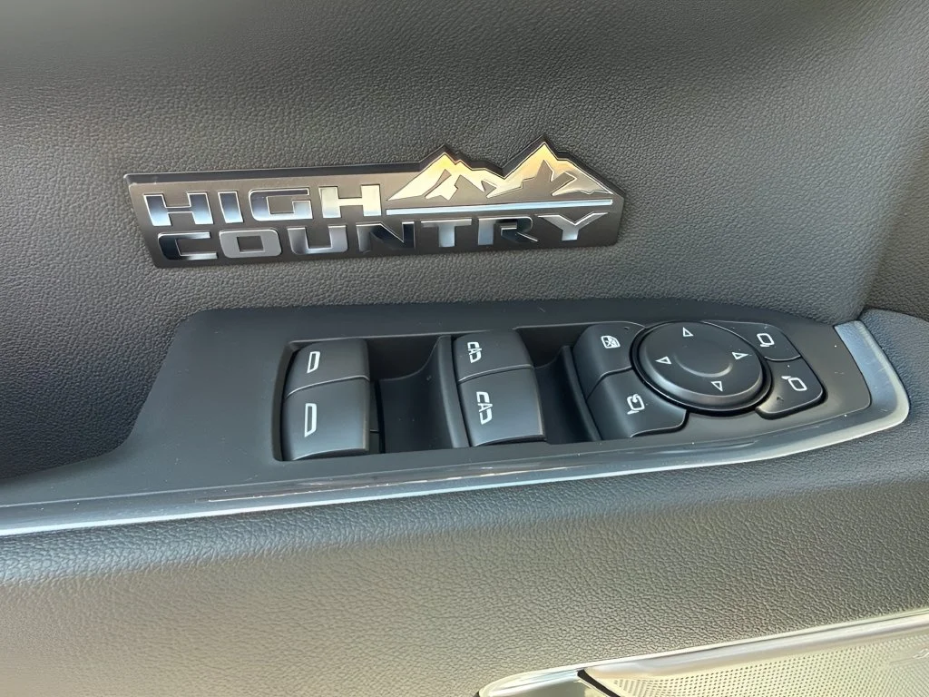 New 2026 White Chevrolet High Country image 28