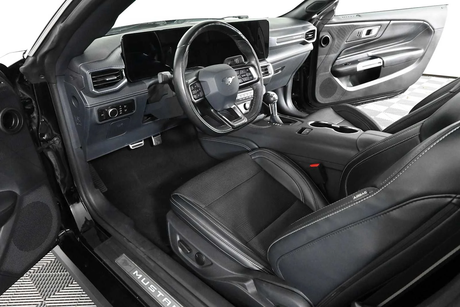 Used 2024 Shadow Black Ford EcoBoost Premium image 18