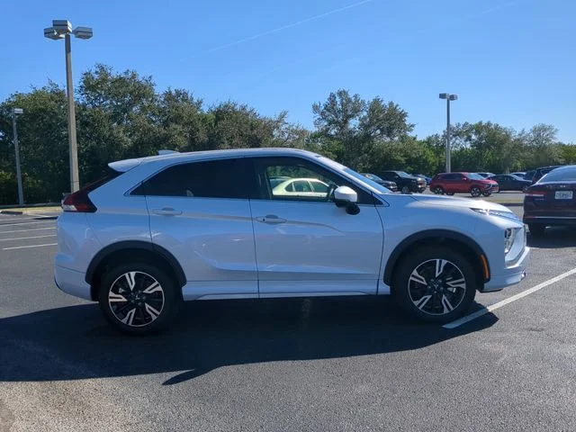 New 2026 White Mitsubishi SEL image 5