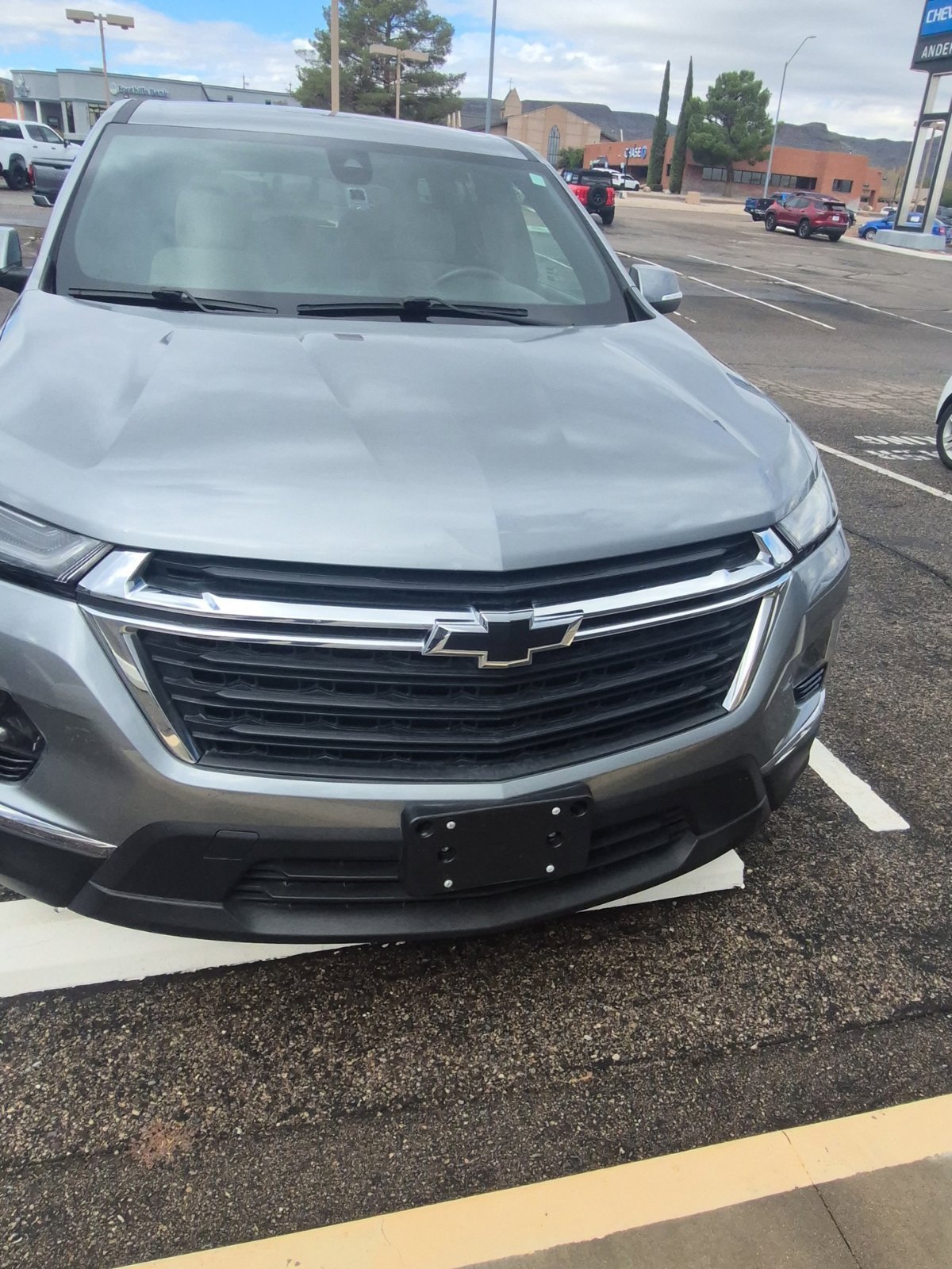 2023 Chevrolet Traverse LS - Photo 7