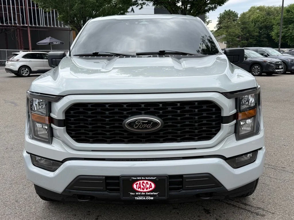 Used 2023 White Ford XL image 3