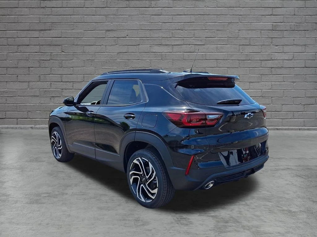 New 2026 Mosaic Black Metallic Chevrolet RS image 6