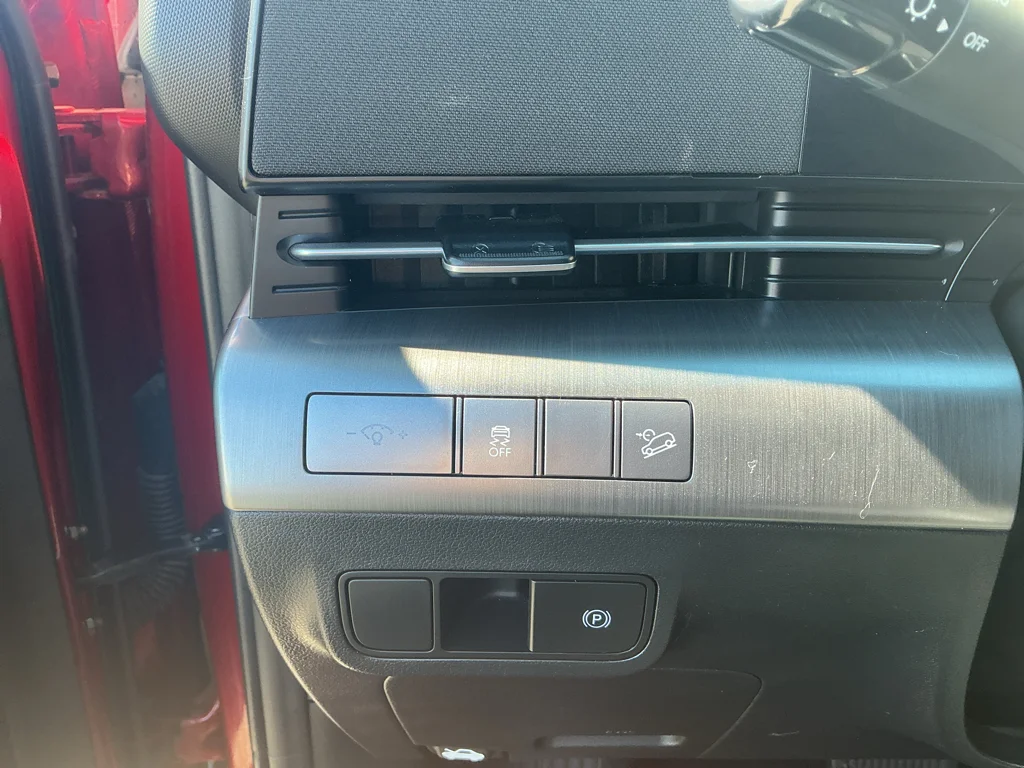Used 2024 Ultimate Red Metallic Hyundai SEL image 19
