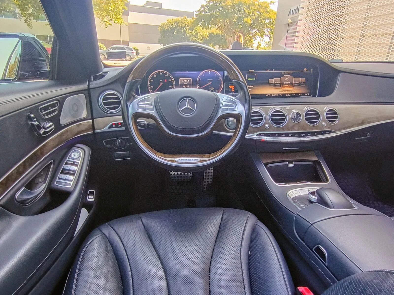 Used 2014 Black Mercedes-Benz S 550 image 9