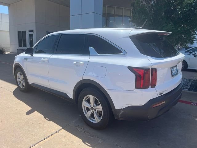 Used 2023 White Kia LX image 6