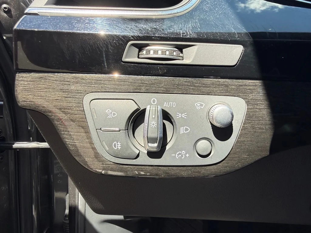 Used 2019 Gray Metallic Audi 55 Prestige image 19
