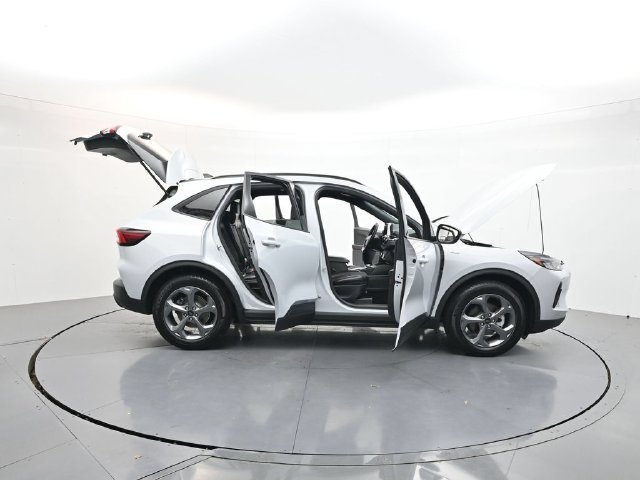 Used 2025 Silver Metallic Ford ST-Line image 50