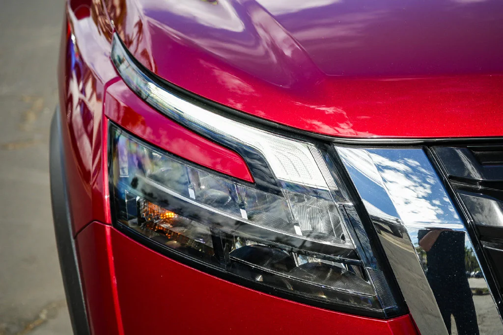 Used 2024 Red Nissan SV image 8