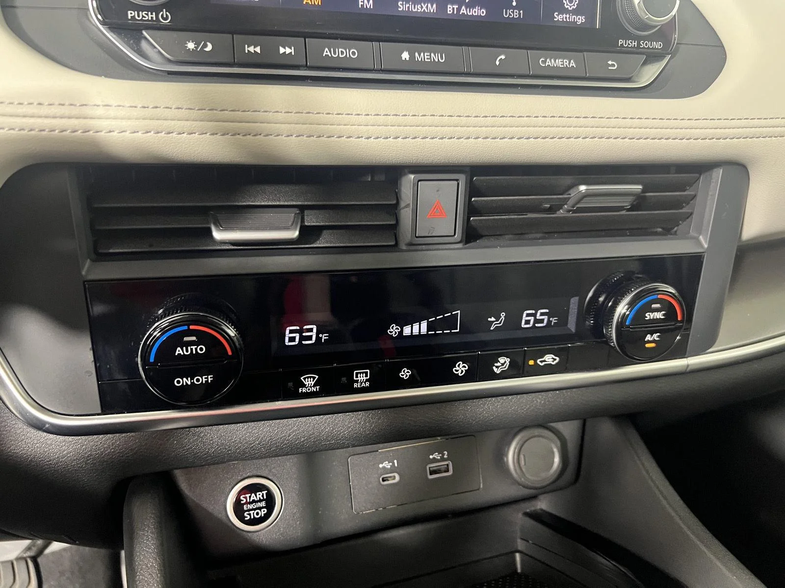Used 2023 Pearl White Tricoat Nissan SV image 18