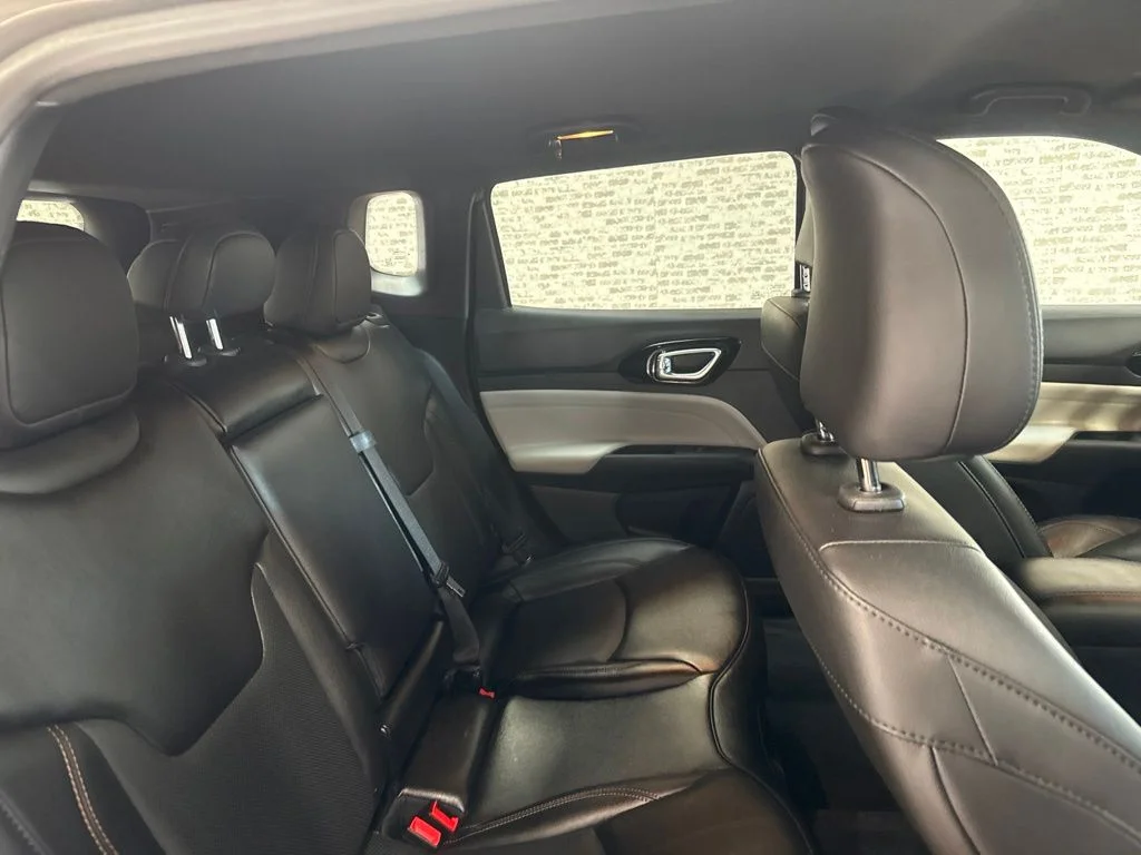 Used 2023 Gray Jeep Limited image 11